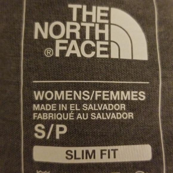 NWT The North Face tee - Picture 6 of 7